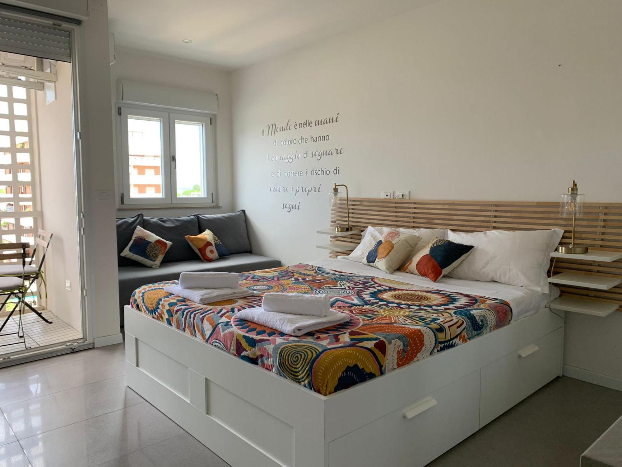 Apartamento Monolocale Con Terrazza E Cucina Lignano Sabbiadoro Exterior foto